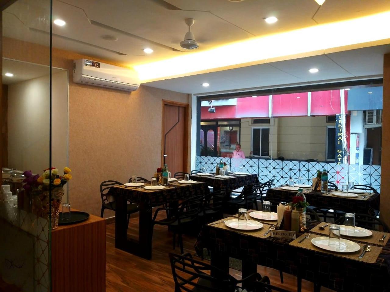 Grand Elegant Hotel Chennai Exterior photo