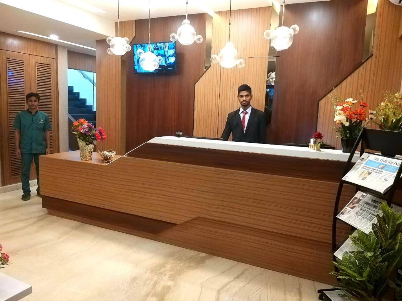 Grand Elegant Hotel Chennai Exterior photo